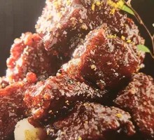 Orange-flavored Beef Cubes