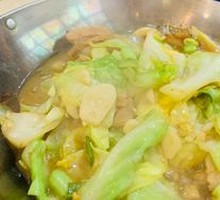 Spicy Stir-Fried Cabbage