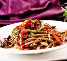 Stir-fried Pig's Tripe with Tea Tree Mushrooms