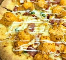 Golden Yolk Chicken Pizza