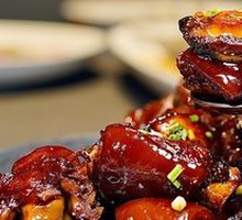 Braised Abalone and Pig Trotter