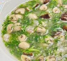 Sheep's Sorrel and Mushroom Soup