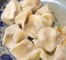 Chinese cabbage and pork dumplings