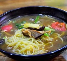 Shiitake Mushroom and Pork Noodles