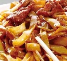 Duck Gizzard Stir-Fried Rice Noodles