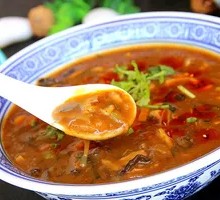 Golden Soup Beef Huhu Soup