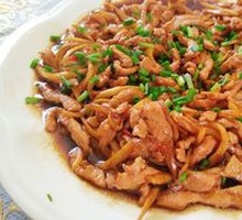 Five-Spice Bamboo Shoots with Shredded Pork