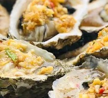 Freshly Shucked Three-Star Oysters