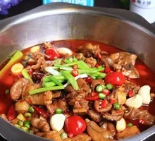 Sichuan-Style Pig Intestine and Chicken Stew