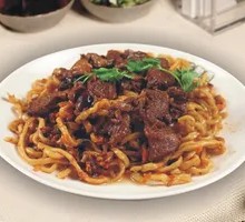 Beef Fried Sauce Noodles