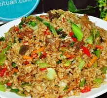 Braised Beef Fried Rice with Egg