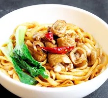 Spicy Stir-Fried Intestine Noodles