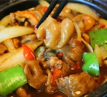 Braised Pork Intestine Rice with Vegetables