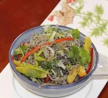 Sichuan-style Pickled Pepper Fish Skin