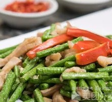 Stir-fried string beans with shredded pork