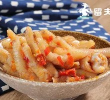 Sichuan-style Pickled Chicken Feet