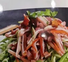 Ear丝 Salad with Cucumber