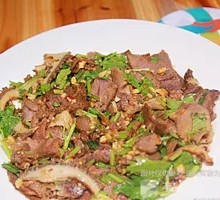 凉拌牛杂