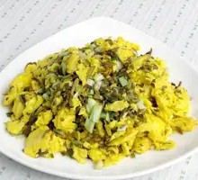 Fragrant Toon Egg Stir-fry