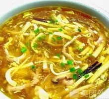 Sour and Spicy Soup