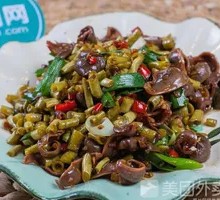 Pickled Bean Curd Stir-fried Chicken Offal