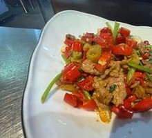 Stir-Fried Beef with Yellow Onion