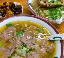 Beef Noodle Soup / Beef Offal Noodle Soup / Beef Hot Pot