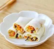 Water-烙 Pancake Wrapped Vegetables