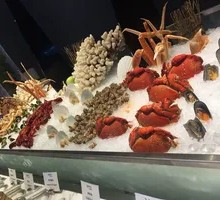 Double Cheese Pride Seafood Pizza