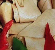 Bell Pepper and Tofu Skin Stir-Fry