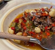 Stir-Fried Beef with Yellow Onion