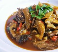 Braised Beef, Lamb, and Pork in Clay Pot