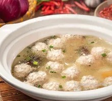Jujube-flavored Meatball Soup