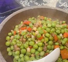 Fresh Meat and Pea Rice