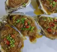 Garlic Steamed Oysters
