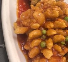 Squirrel-shaped Perch