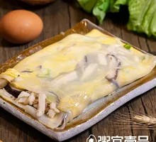 Braised Chicken肠粉 with Mushrooms