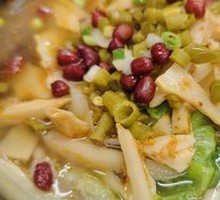 Sour Spicy Bamboo Shoots Stir-Fried Noodles