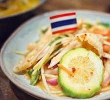 Mom's Hand-Crushed Chicken Feet