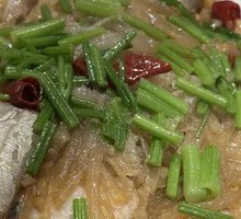 Braised Cod with Radish Strips