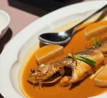 Braised Spanish Mackerel with Rice Cake