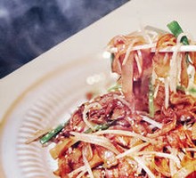XO Sauce Stir-Fried Beef Rice Noodles