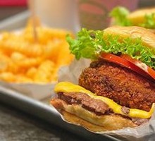 Cheese Beef Mushroom Burger