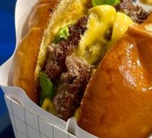 Double Beef Cheeseburger