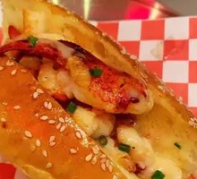 California Lobster Roll