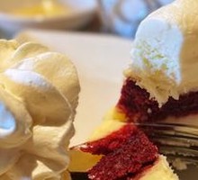 Red Velvet Cheesecake