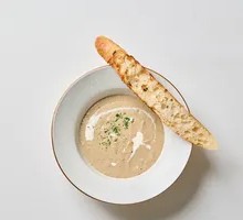 Creamy Mushroom Soup with Garlic Bread