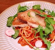 Pan-fried Sea Bream with Shrimp and Pasta