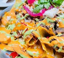 Grilled Beef Cheese Nachos