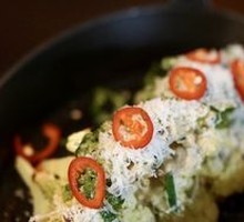 Roasted Cauliflower with Sesame Sauce